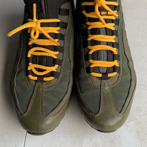 674 NIKE AIR MAX 95 SNEAKERBOOT DARK LODEN OLIVE GREEN Men’s Size 10 - Picture 7 of 13